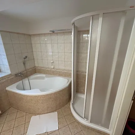 Apartment U Kubiku Hradec Kralove