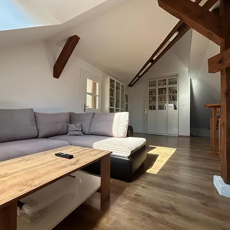 U Kubiku Apartment